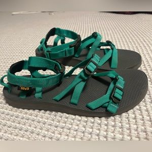 Kelly Green Tevas Strappy Sandals Women’s Size 8